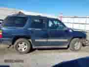 2005 Chevrolet Tahoe LT z VIN 1GNEC13T85J201856, wystawiony jako IAAI lot #41099372 z przebiegiem 303 169 mil mil oraz . Historia ofert i sprzedaży dostępna na DreamBid. Obrazek 13.