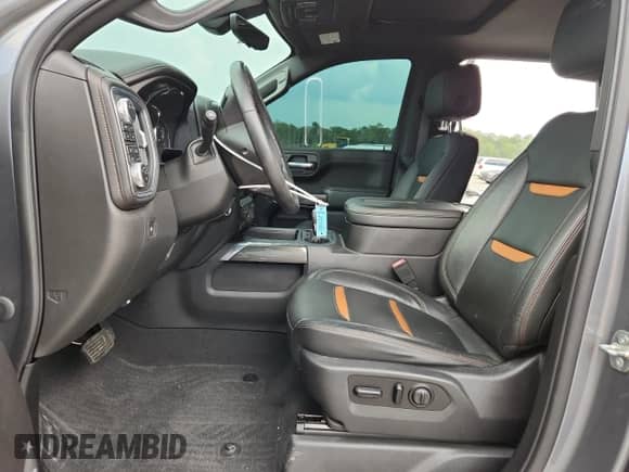 2020 GMC Sierra 1500 AT4 with VIN 3GTU9EET8LG354775, listed as a Copart auction lot 63521415 with 46,467 mi miles and Salvage title. Bid and sale history available at DreamBid. Image 7.
