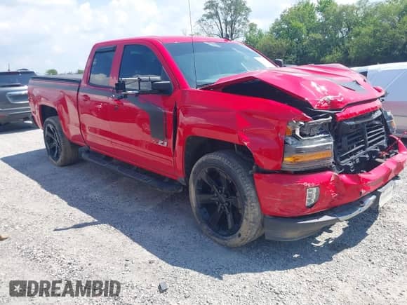 2018 Chevrolet Silverado 1500 LT с VIN 1GCVKREC8JZ341389, выставлен на аукционе IAAI как лот 42996584 с пробегом 121 800 миль миль и . История ставок и продаж доступна на DreamBid. Изображение 1.