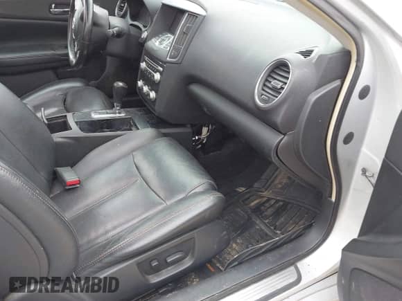 2014 Nissan Maxima S z VIN 1N4AA5AP4EC907825, wystawiony jako IAAI lot #43069319 z przebiegiem Nie podano mil oraz . Historia ofert i sprzedaży dostępna na DreamBid. Obrazek 5.