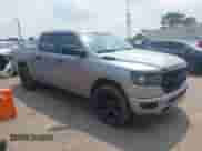 2023 Ram 1500 Tradesman z VIN 1C6SRFGT1PN639249, wystawiony jako IAAI lot #42367264 z przebiegiem 66 072 mil mil oraz . Historia ofert i sprzedaży dostępna na DreamBid. Obrazek 1.