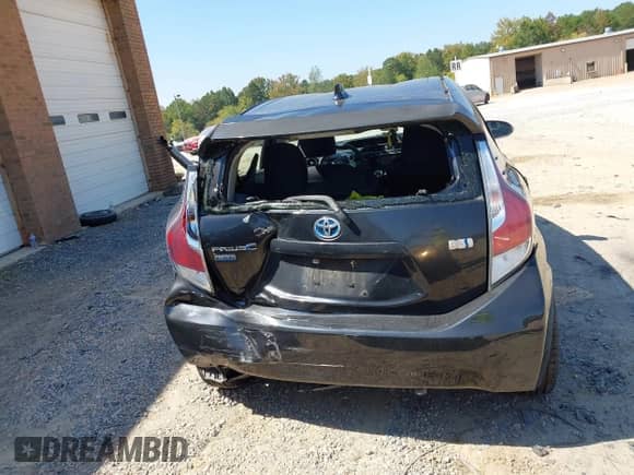 2016 Toyota Prius One z VIN JTDKDTB31G1119864, wystawiony jako IAAI lot #43270817 z przebiegiem 199 489 mil mil oraz . Historia ofert i sprzedaży dostępna na DreamBid. Obrazek 16.