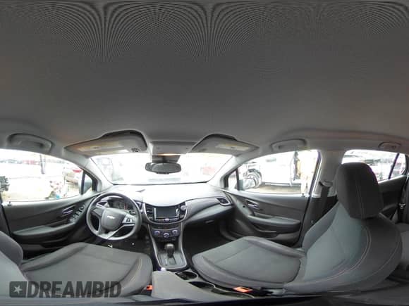 2017 Chevrolet Trax LS z VIN 3GNCJKSB8HL263556, wystawiony jako IAAI lot #43391934 z przebiegiem 82 839 mil mil oraz . Historia ofert i sprzedaży dostępna na DreamBid. Obrazek 18.