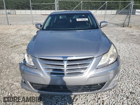 2013 Hyundai Genesis 3.8L with VIN KMHGC4DD9DU247926, listed as a Copart auction lot 61735335 with 218,121 mi miles and Salvage title. Bid and sale history available at DreamBid. Image 5.