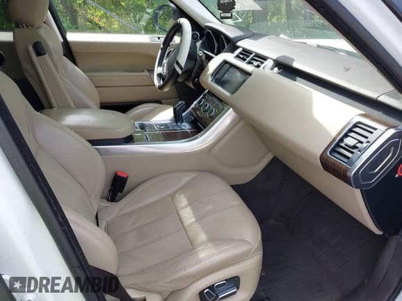 2015 Land Rover Range Rover Sport HSE with VIN SALWR2VF2FA536839, listed as a IAAI auction lot 42641487 with 101,985 mi miles and . Bid and sale history available at DreamBid. Image 5.