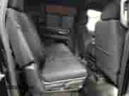 2022 Chevrolet Suburban Commercial z VIN 1GNSKAED2NR142459, wystawiony jako Copart lot #63102995 z przebiegiem 131 737 mil mil oraz Czysty tytuł • Clean title. Historia ofert i sprzedaży dostępna na DreamBid. Obrazek 11.