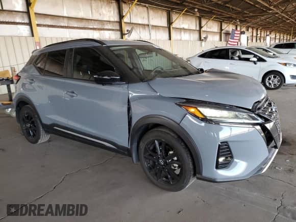 2024 Nissan Kicks SR z VIN 3N1CP5DVXRL488677, wystawiony jako Copart lot #71269785 z przebiegiem 21 840 mil mil oraz Szkoda całkowita • Salvage title. Historia ofert i sprzedaży dostępna na DreamBid. Obrazek 4.