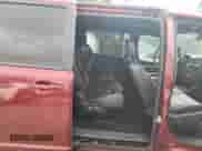 2019 Dodge Grand Caravan GT z VIN 2C4RDGEG1KR709538, wystawiony jako Copart lot #85364355 z przebiegiem 146 890 mil mil oraz Czysty tytuł • Clean title. Historia ofert i sprzedaży dostępna na DreamBid. Obrazek 6.