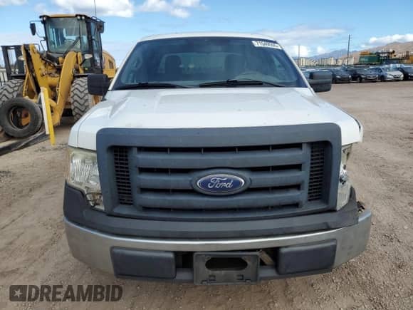 2010 Ford F-150 XL с VIN 1FTEW1CW9AFB40119, выставлен на аукционе Copart как лот 71549555 с пробегом 177 450 миль миль и Списание • Salvage title. История ставок и продаж доступна на DreamBid. Изображение 5.
