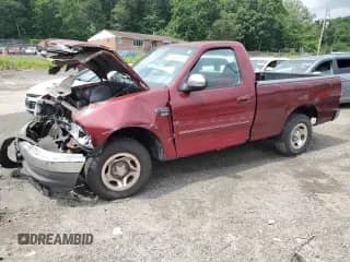 2003 Ford F-150 XL с VIN 1FTRF17LX3NA08934, выставлен на аукционе Copart как лот 64690465 с пробегом 211 530 миль миль и Списание • Salvage title. История ставок и продаж доступна на DreamBid. Изображение 1.