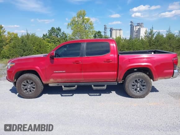 2020 Toyota Tacoma SR5 with VIN 3TYAZ5CN4LT001995, listed as a IAAI auction lot 43104841 with 59,820 mi miles and . Bid and sale history available at DreamBid. Image 14.