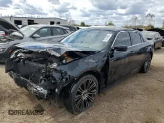 2012 Chrysler 300 S z VIN 2C3CCABG8CH115289, wystawiony jako Copart lot #75742994 z przebiegiem 176 182 mil mil oraz Szkoda całkowita • Salvage title. Historia ofert i sprzedaży dostępna na DreamBid. Obrazek 1.