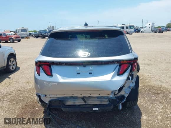 2025 Hyundai Tucson SE with VIN 5NMJA3DE2SH483518, listed as a IAAI auction lot 42353503 with 2,603 mi miles and . Bid and sale history available at DreamBid. Image 16.