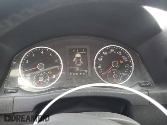 2017 Volkswagen Tiguan S с VIN WVGAV7AX7HK002222, выставлен на аукционе Copart как лот 68450695 с пробегом 112 735 миль миль и Списание • Salvage title. История ставок и продаж доступна на DreamBid. Изображение 9.