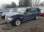 1998 Ford Explorer XL z VIN 1FMZU32X0WUC48222, wystawiony jako Copart lot #44217685 z przebiegiem 167 245 mil mil oraz Szkoda całkowita • Salvage title. Historia ofert i sprzedaży dostępna na DreamBid. Obrazek 1.