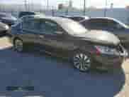 2017 Honda Accord EX-L z VIN JHMCR6F58HC003858, wystawiony jako Copart lot #87279935 z przebiegiem 256 353 mil mil oraz Szkoda całkowita • Salvage title. Historia ofert i sprzedaży dostępna na DreamBid. Obrazek 4.