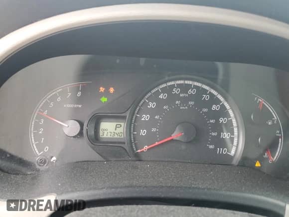 2011 Toyota Sienna LE with VIN 5TDKK3DC1BS033095, listed as a Copart auction lot 61135465 with 317,340 mi miles and Clean title. Bid and sale history available at DreamBid. Image 9.