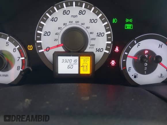 2014 Honda Pilot EX-L with VIN 5FNYF3H5XEB017402, listed as a IAAI auction lot 42685418 with 332,018 mi miles and . Bid and sale history available at DreamBid. Image 7.