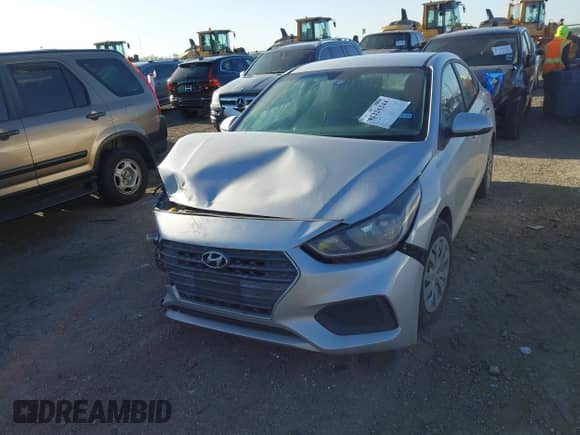 2018 Hyundai Accent SEL с VIN 3KPC24A30JE021558, выставлен на аукционе IAAI как лот 42226244 с пробегом 81 160 миль миль и . История ставок и продаж доступна на DreamBid. Изображение 2.