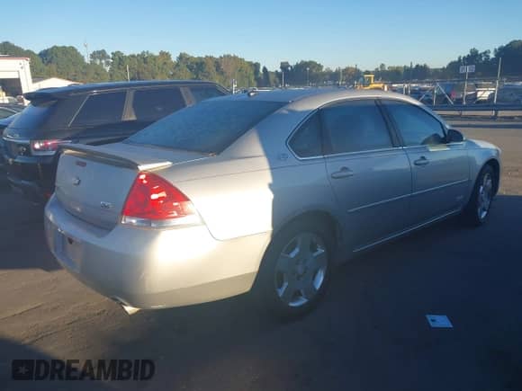 2006 Chevrolet Impala SS с VIN 2G1WD58C369363099, выставлен на аукционе IAAI как лот 43447275 с пробегом 194 807 миль миль и . История ставок и продаж доступна на DreamBid. Изображение 4.