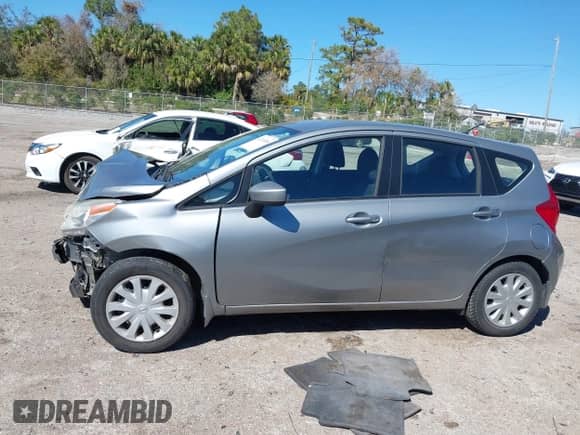 2015 Nissan Note S with VIN 3N1CE2CP3FL393221, listed as a IAAI auction lot 41743098 with 119,502 mi miles and . Bid and sale history available at DreamBid. Image 14.