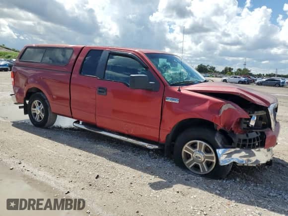 2008 Ford F-150 STX with VIN 1FTRX12W38FB08258, listed as a Copart auction lot 83827455 with 136,640 mi miles and Salvage title. Bid and sale history available at DreamBid. Image 4.