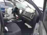 2024 Nissan Frontier SV с VIN 1N6ED1EJ9RN655921, выставлен на аукционе IAAI как лот 41421283 с пробегом 5 620 миль миль и . История ставок и продаж доступна на DreamBid. Изображение 5.