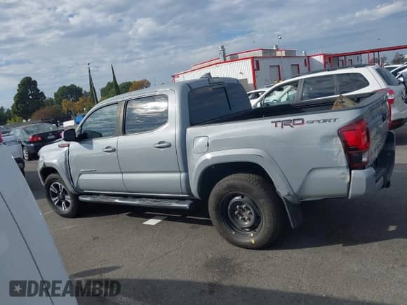2019 Toyota Tacoma SR5 с VIN 3TMAZ5CN7KM086311, выставлен на аукционе IAAI как лот 43514029 с пробегом 33 027 миль миль и . История ставок и продаж доступна на DreamBid. Изображение 14.