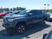 2019 Toyota Tacoma SR5 с VIN 3TMAZ5CN3KM084409, выставлен на аукционе IAAI как лот 43076335 с пробегом 73 078 миль миль и . История ставок и продаж доступна на DreamBid. Изображение 15.