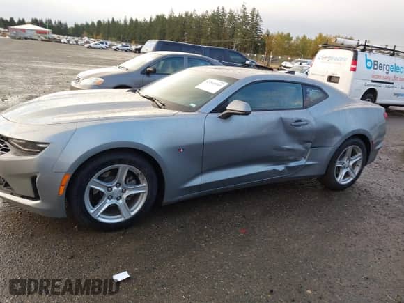 2023 Chevrolet Camaro 1LT с VIN 1G1FB1RS4P0152817, выставлен на аукционе IAAI как лот 43549844 с пробегом 38 323 миль миль и . История ставок и продаж доступна на DreamBid. Изображение 14.