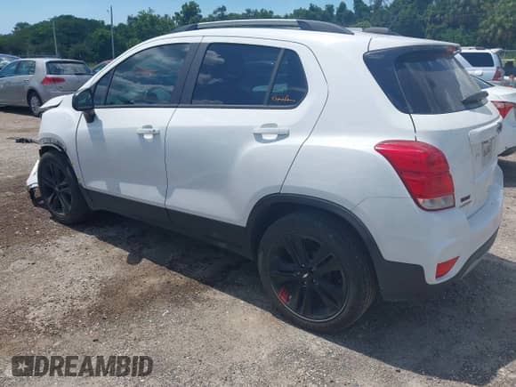 2021 Chevrolet Trax LT с VIN KL7CJLSB0MB332618, выставлен на аукционе IAAI как лот 42583043 с пробегом 58 940 миль миль и . История ставок и продаж доступна на DreamBid. Изображение 3.