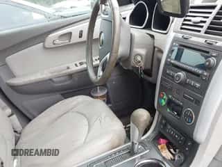 2011 Chevrolet Traverse 2LT с VIN 1GNKRJED4BJ150231, выставлен на аукционе IAAI как лот 43185394 с пробегом 216 600 миль миль и . История ставок и продаж доступна на DreamBid. Изображение 5.