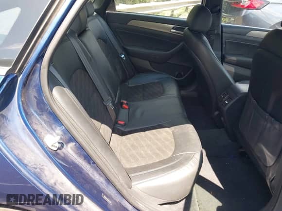 2018 Hyundai Sonata SEL with VIN 5NPE34AF0JH709037, listed as a IAAI auction lot 42516338 with 90,257 mi miles and . Bid and sale history available at DreamBid. Image 8.