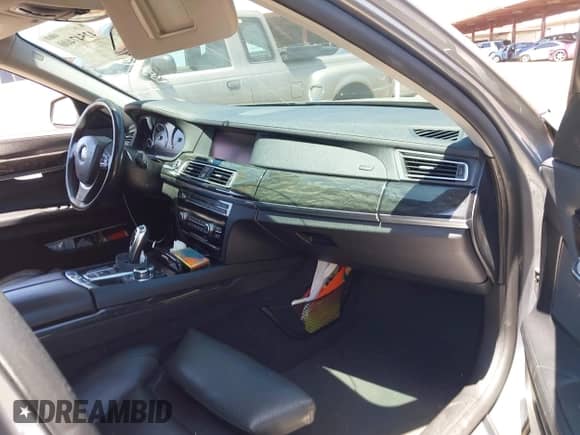 2012 BMW 7 Series 750Li xDrive with VIN WBAKC8C57CC435149, listed as a IAAI auction lot 42547400 with 125,127 mi miles and . Bid and sale history available at DreamBid. Image 5.