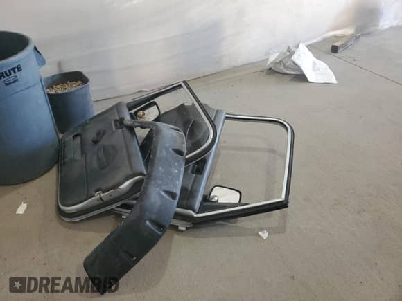 2004 Jeep Wrangler Rubicon with VIN 1J4FA69S14P758371, listed as a Copart auction lot 85557875 with 144,656 mi miles and Salvage title. Bid and sale history available at DreamBid. Image 12.