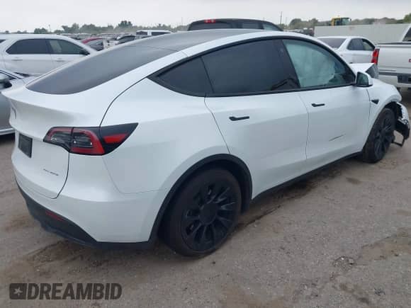 2023 Tesla Model Y Long Range с VIN 7SAYGDEE4PA044024, выставлен на аукционе IAAI как лот 43070806 с пробегом Не указан миль и . История ставок и продаж доступна на DreamBid. Изображение 4.