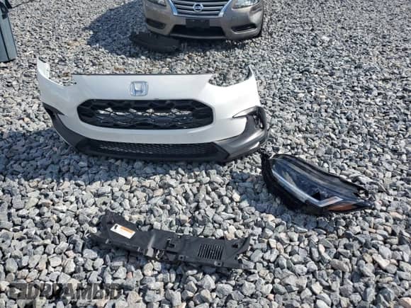 2025 Honda HR-V LX with VIN 3CZRZ1H39SM706766, listed as a Copart auction lot 81203505 with 8,168 mi miles and Salvage title. Bid and sale history available at DreamBid. Image 13.