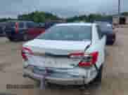 2014 Toyota Camry LE z VIN 4T1BD1FK5EU113952, wystawiony jako IAAI lot #42952453 z przebiegiem Nie podano mil oraz . Historia ofert i sprzedaży dostępna na DreamBid. Obrazek 15.