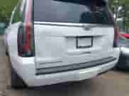 2020 Cadillac Escalade ESV Platinum с VIN 1GYS4KKJ6LR163888, выставлен на аукционе IAAI как лот 42978384 с пробегом 64 309 миль миль и . История ставок и продаж доступна на DreamBid. Изображение 6.