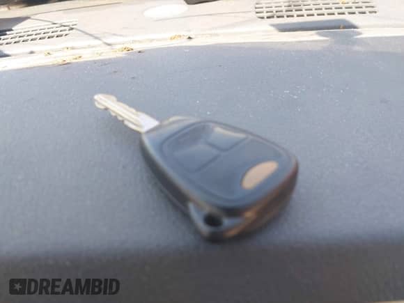 2007 Dodge 1500 SLT z VIN 1D7HA18P37J503393, wystawiony jako IAAI lot #42804502 z przebiegiem Nie podano mil oraz . Historia ofert i sprzedaży dostępna na DreamBid. Obrazek 11.