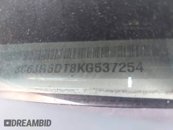 2019 Ram 1500 Tradesman z VIN 3C6JR6DT8KG537254, wystawiony jako IAAI lot #42417518 z przebiegiem 113 491 mil mil oraz . Historia ofert i sprzedaży dostępna na DreamBid. Obrazek 9.