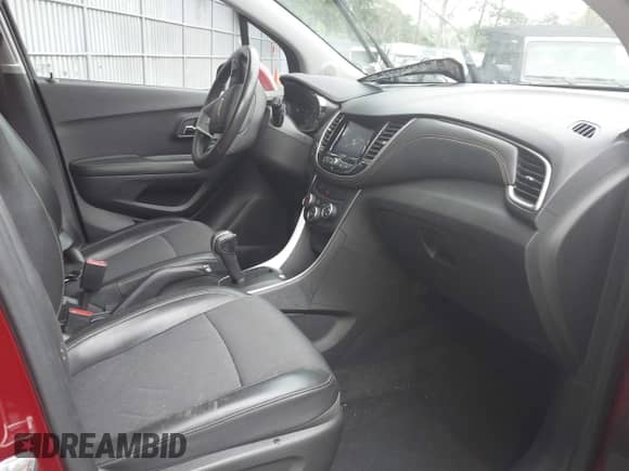 2022 Chevrolet Trax LT с VIN KL7CJPSM4NB528958, выставлен на аукционе IAAI как лот 42931808 с пробегом 42 922 миль миль и . История ставок и продаж доступна на DreamBid. Изображение 5.