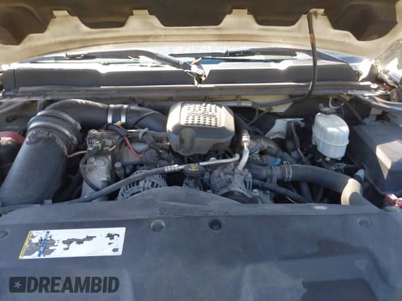 2010 Chevrolet Silverado 2500HD LTZ z VIN 1GC4KYB64AF100614, wystawiony jako IAAI lot #43478666 z przebiegiem 200 984 mil mil oraz . Historia ofert i sprzedaży dostępna na DreamBid. Obrazek 10.