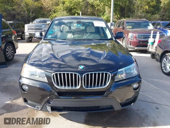 2013 BMW X3 xDrive28i z VIN 5UXWX9C5XD0A20474, wystawiony jako IAAI lot #43569763 z przebiegiem 104 638 mil mil oraz . Historia ofert i sprzedaży dostępna na DreamBid. Obrazek 6.