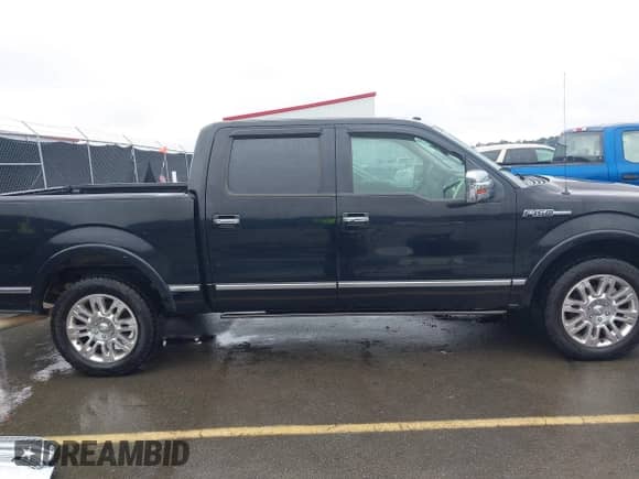2009 Ford F-150 XL с VIN 1FTPW12V39FA49943, выставлен на аукционе IAAI как лот 43330263 с пробегом 332 635 миль миль и . История ставок и продаж доступна на DreamBid. Изображение 14.