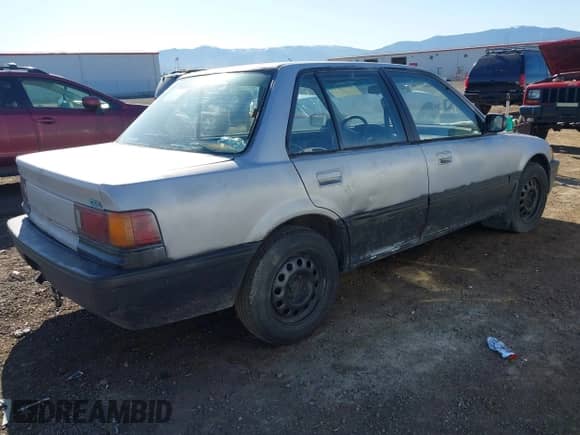 1989 Honda Civic с VIN 1HGED3542KA077944, выставлен на аукционе IAAI как лот 42055177 с пробегом 354 851 миль миль и . История ставок и продаж доступна на DreamBid. Изображение 4.
