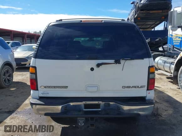 2005 Chevrolet Suburban Z71 with VIN 3GNFK16Z05G283414, listed as a IAAI auction lot 41656483 with 185,501 mi miles and . Bid and sale history available at DreamBid. Image 17.