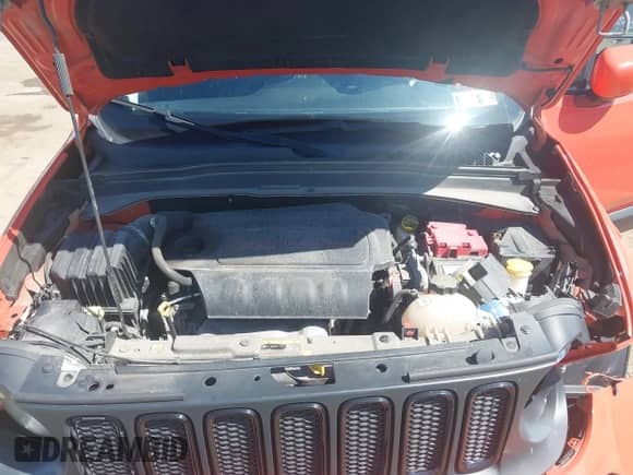 2018 Jeep Renegade Latitude с VIN ZACCJBBB5JPG97763, выставлен на аукционе IAAI как лот 42601434 с пробегом 75 916 миль миль и . История ставок и продаж доступна на DreamBid. Изображение 10.