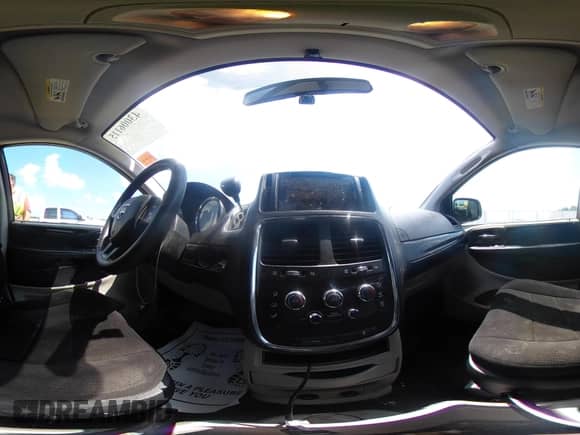 2012 Dodge Grand Caravan SE z VIN 2C4RDGBG9CR241998, wystawiony jako IAAI lot #43006115 z przebiegiem 167 575 mil mil oraz . Historia ofert i sprzedaży dostępna na DreamBid. Obrazek 18.