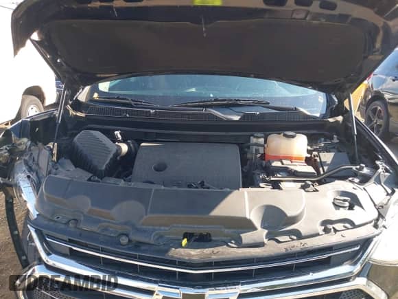 2019 Chevrolet Traverse LT Cloth с VIN 1GNEVGKW5KJ320615, выставлен на аукционе IAAI как лот 43224267 с пробегом 101 061 миль миль и . История ставок и продаж доступна на DreamBid. Изображение 10.